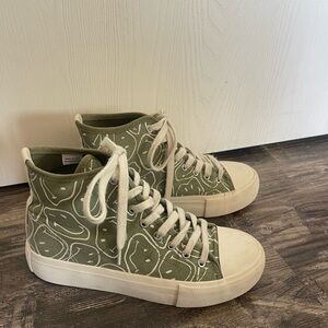American Eagle Green High tops